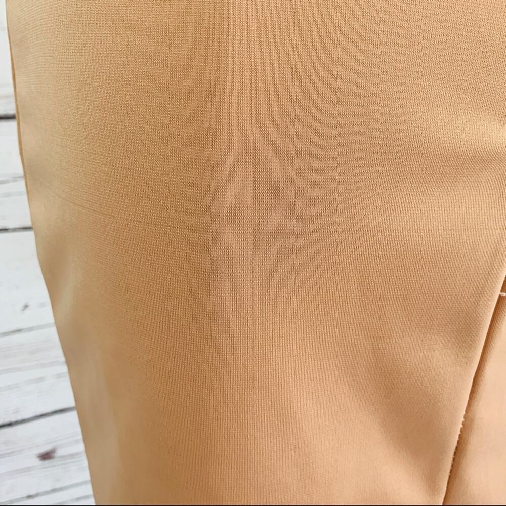 Soft Pink pencil skirt stretchy - Picture 5 of 5